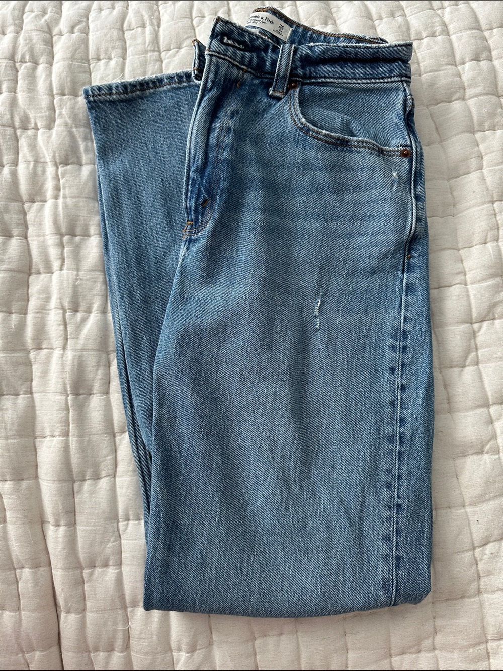 Abercrombie & Fitch Curve Love High Rise 90s Relaxed Jean